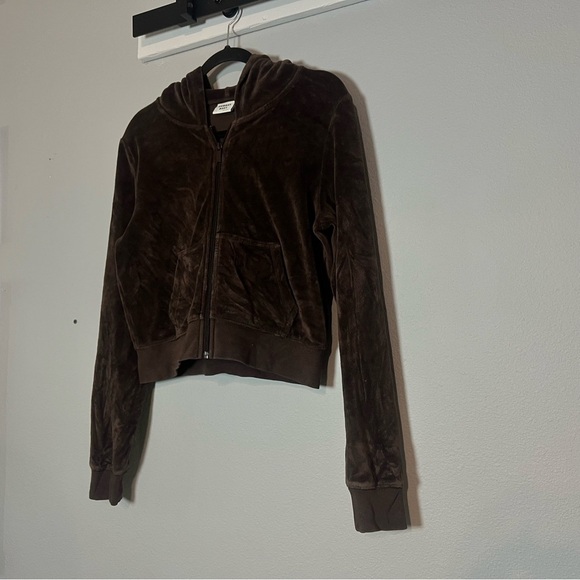 Sunday Best Aritzia Velour Full Zip Hoodie Cropped Chocolate Brown Size Medium - Picture 4 of 7